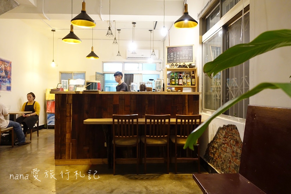 屏東枋寮》半島咖啡 Fangliao Café。枋寮火車站附近文青咖啡店(寵物友善餐廳) - Nana愛旅行札記