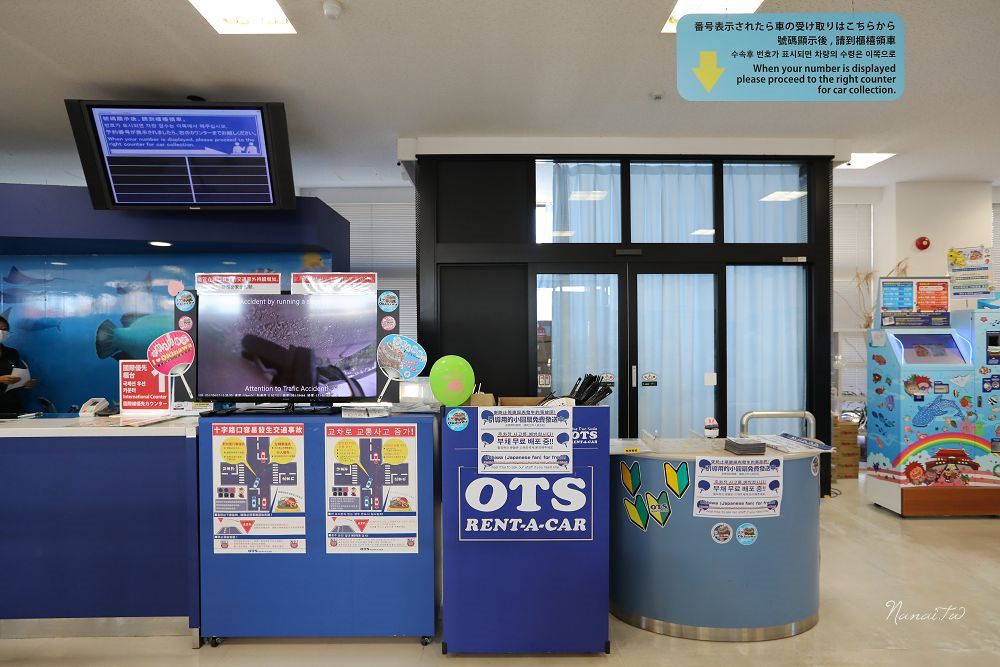 沖繩租車》OTS租車 Premium7人座(ALPHARD),6個人+6個行李箱該選擇哪一台車 - Nana愛旅行札記