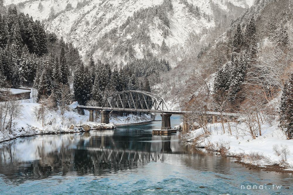日本東北》只見川第四鐵橋拍攝點。冬季幻夢鐵道,如詩如畫根本在作夢