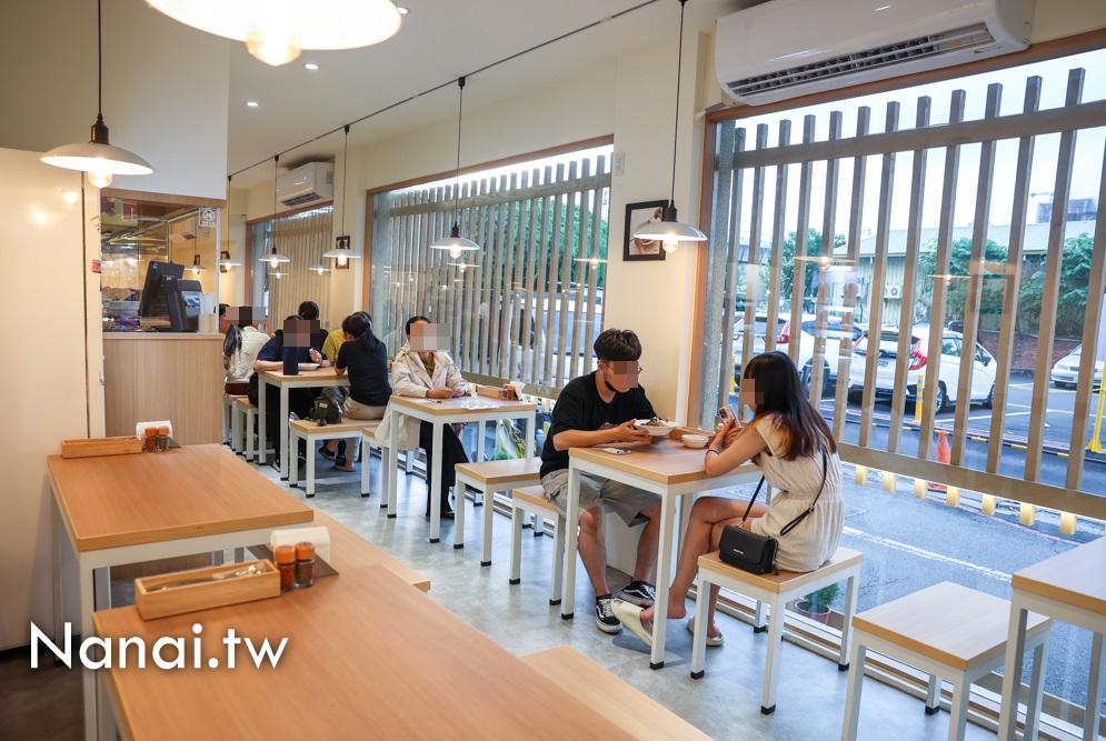 新店！員林火車站旁的東京家庭義大利麵 堺人餐飲，用餐時間大爆滿 - Nana愛旅行札記