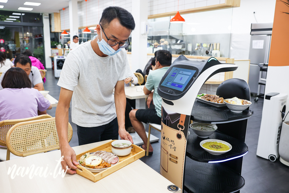 雲林必吃美食偶鵝嚐嚐鵝肉專賣店斗六店！推薦鵝肉飯，招牌糖燻鵝肉切盤只要兩百 - Nana愛旅行札記