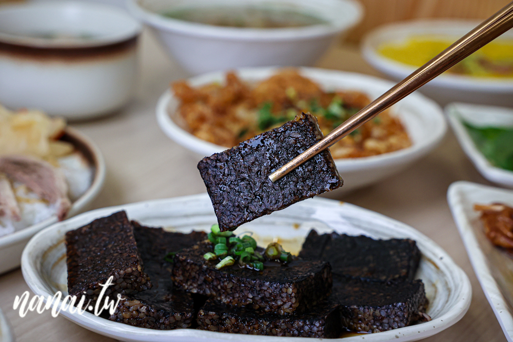 雲林必吃美食偶鵝嚐嚐鵝肉專賣店斗六店！推薦鵝肉飯，招牌糖燻鵝肉切盤只要兩百 - Nana愛旅行札記