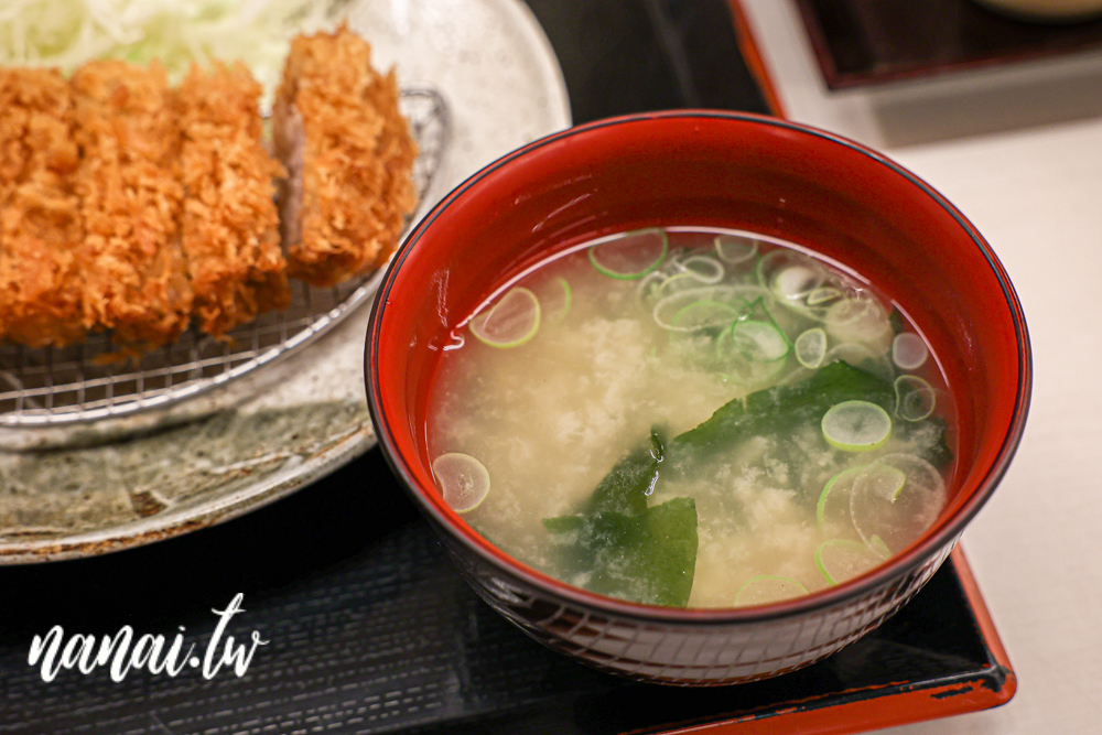 かつてん 苫小牧総本店！日本北海道必吃豬排丼飯，豬排丼吃一次就愛上！ - Nana愛旅行札記