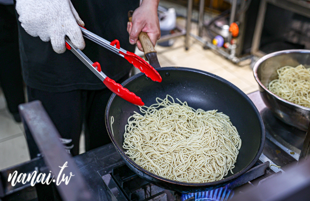 員林新開雞排王平價排餐!最低200元起,飲料,冰淇淋,濃湯自助吧,小型溜滑梯 - Nana愛旅行札記 員林新開雞排王平價排餐!最低200元起,飲料,冰淇淋,濃湯自助吧,小型溜滑梯 - Nana愛旅行札記