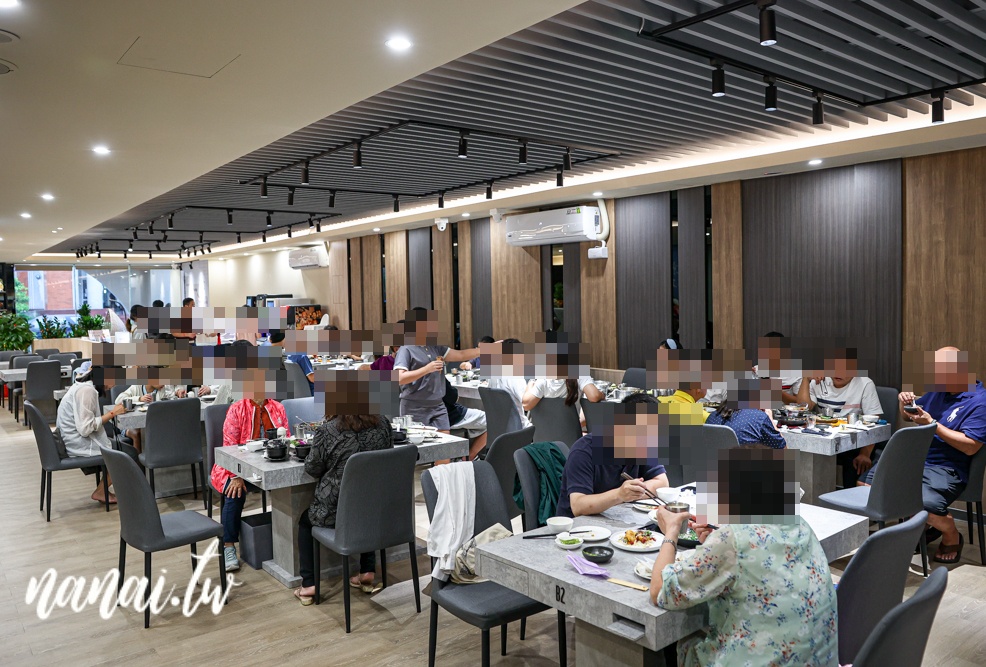 京江小棧！彰化市新開餐廳，熱炒、火鍋、生魚片樣樣有。內用白飯,飲料,冰淇淋吃到飽 - Nana愛旅行札記