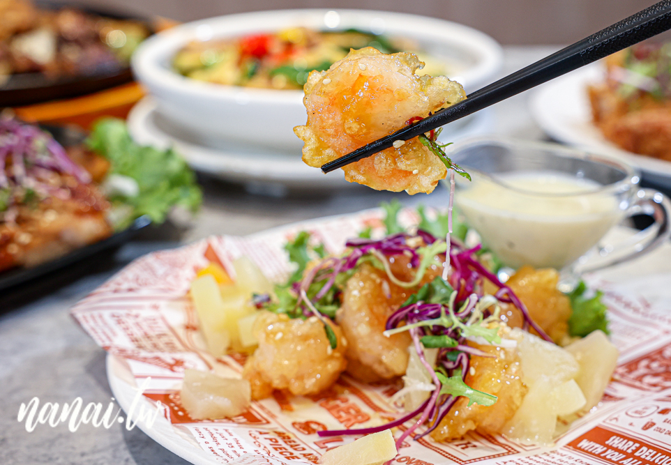 京江小棧！彰化市新開餐廳，熱炒、火鍋、生魚片樣樣有。內用白飯,飲料,冰淇淋吃到飽 - Nana愛旅行札記