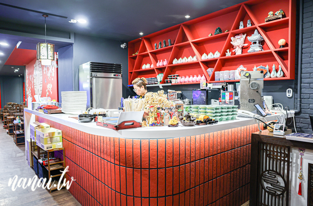 后來宮廷鍋物&醬蟹屋！台中市政府旁竟然藏著正宗韓國醬油螃蟹，不用飛韓國也能吃到 - Nana愛旅行札記