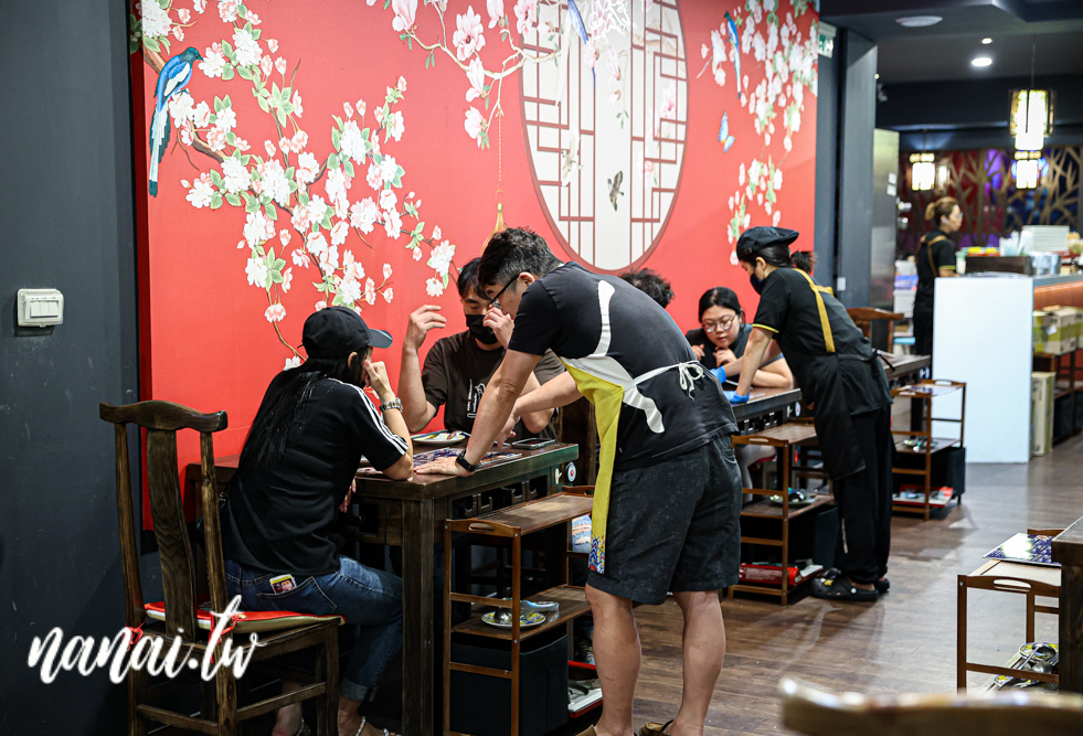 后來宮廷鍋物&醬蟹屋！台中市政府旁竟然藏著正宗韓國醬油螃蟹，不用飛韓國也能吃到 - Nana愛旅行札記