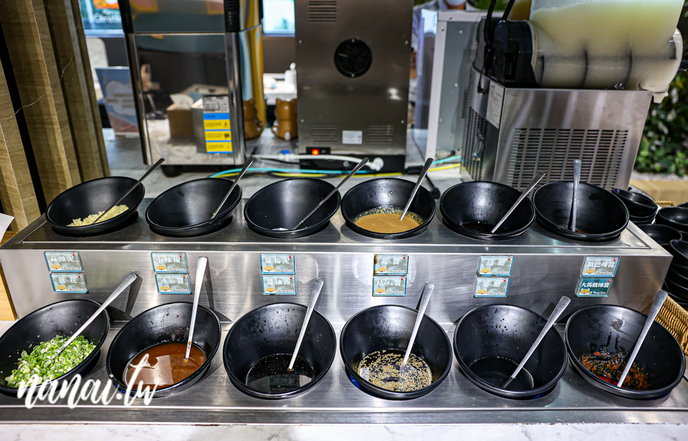 養鍋石頭涮涮鍋員林大同店！40多種蔬菜自助吧，白飯,飲料,冰淇淋任你吃 - Nana愛旅行札記