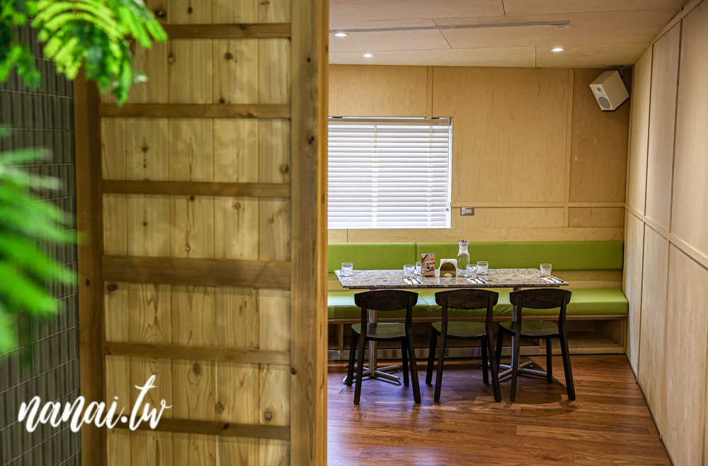 湯明茶樓台中店！台中人氣聚餐新地標，老宅文青茶樓，新式台菜料理 - Nana愛旅行札記