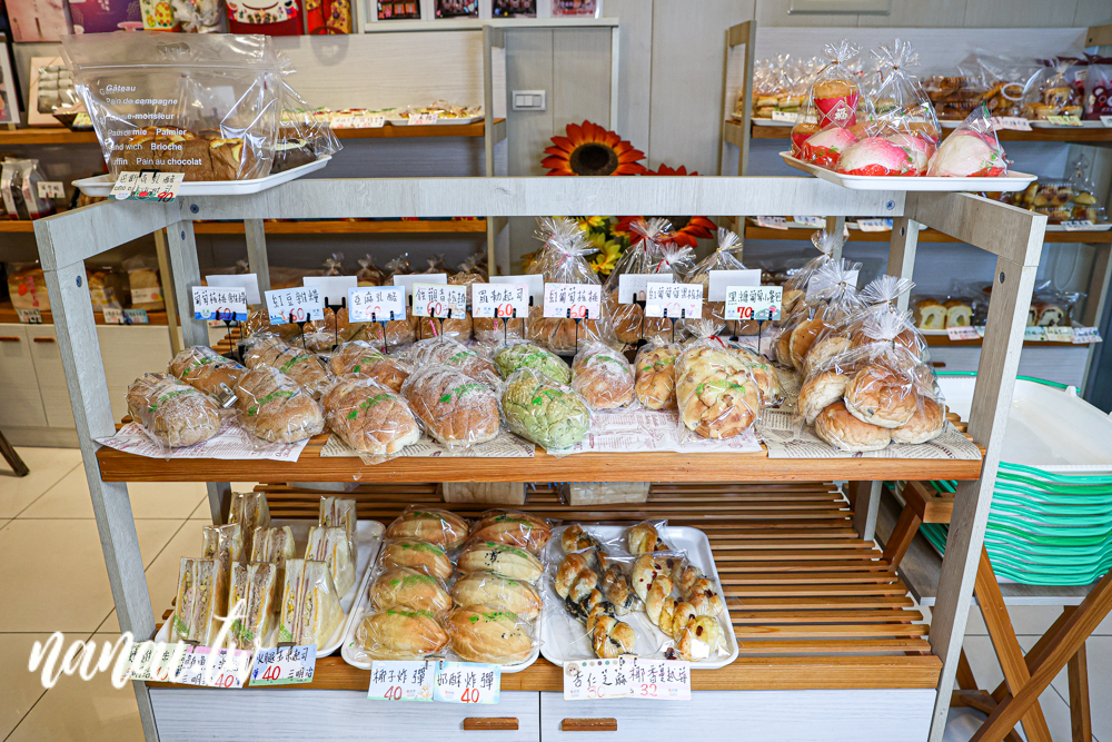 彰化田中進馨手作坊，沒有太多人宣傳的在地麵包店，必買田中餅 - Nana愛旅行札記