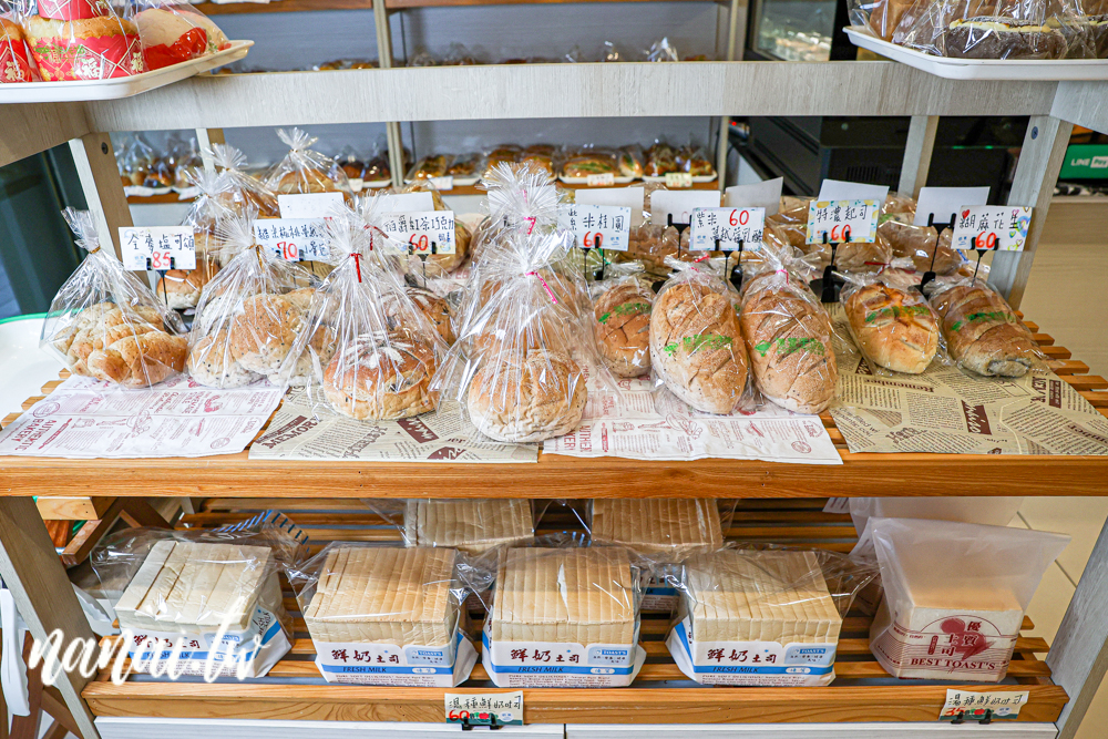 彰化田中進馨手作坊，沒有太多人宣傳的在地麵包店，必買田中餅 - Nana愛旅行札記