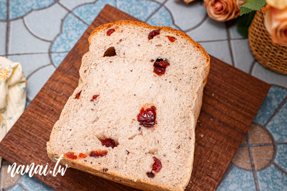 彰化田中進馨手作坊，沒有太多人宣傳的在地麵包店，必買田中餅 - Nana愛旅行札記