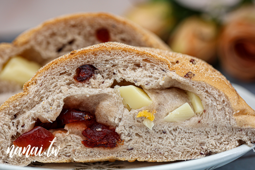 彰化田中進馨手作坊，沒有太多人宣傳的在地麵包店，必買田中餅 - Nana愛旅行札記