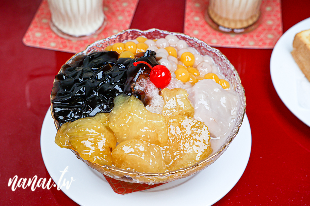 有春茶館！台中超人氣茶館，泡沫紅茶文化與在地小吃，外國客吃過都愛上 - Nana愛旅行札記