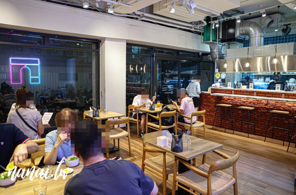 台中南屯法丼大墩店！以法式風格的日式定食套餐，精緻又平價！ - Nana愛旅行札記
