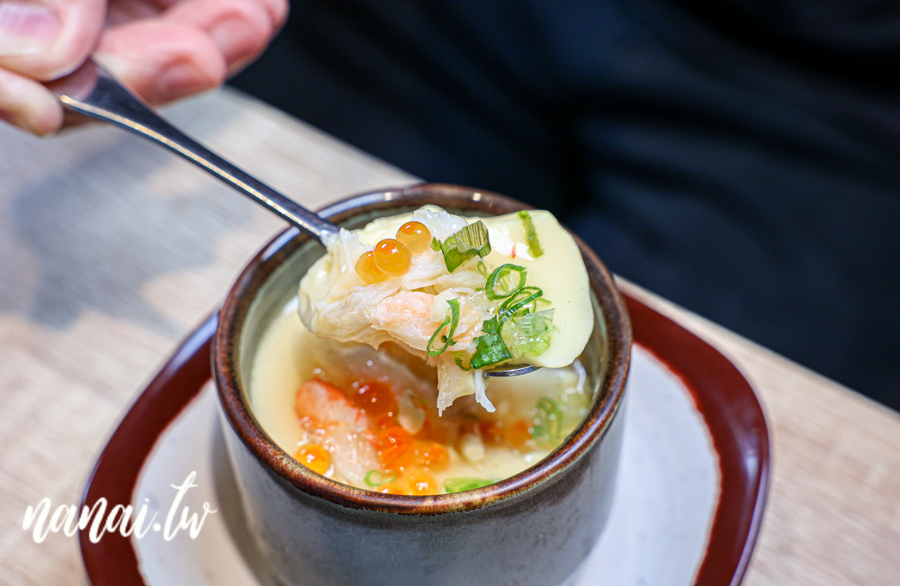 超人氣侍悟丸迴轉壽司員林店！小火車送餐，現點現做手捏溫醋飯 - Nana愛旅行札記