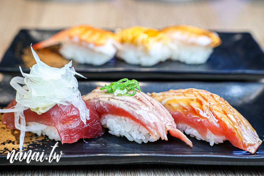 超人氣侍悟丸迴轉壽司員林店！小火車送餐，現點現做手捏溫醋飯 - Nana愛旅行札記