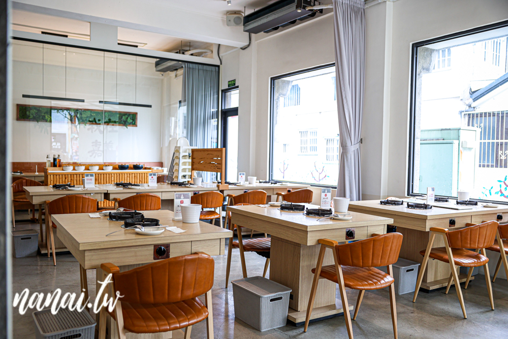 青坐請坐鍋物專科！嘉義火車站旁質感個人鍋物，飲料無限暢飲 - Nana愛旅行札記