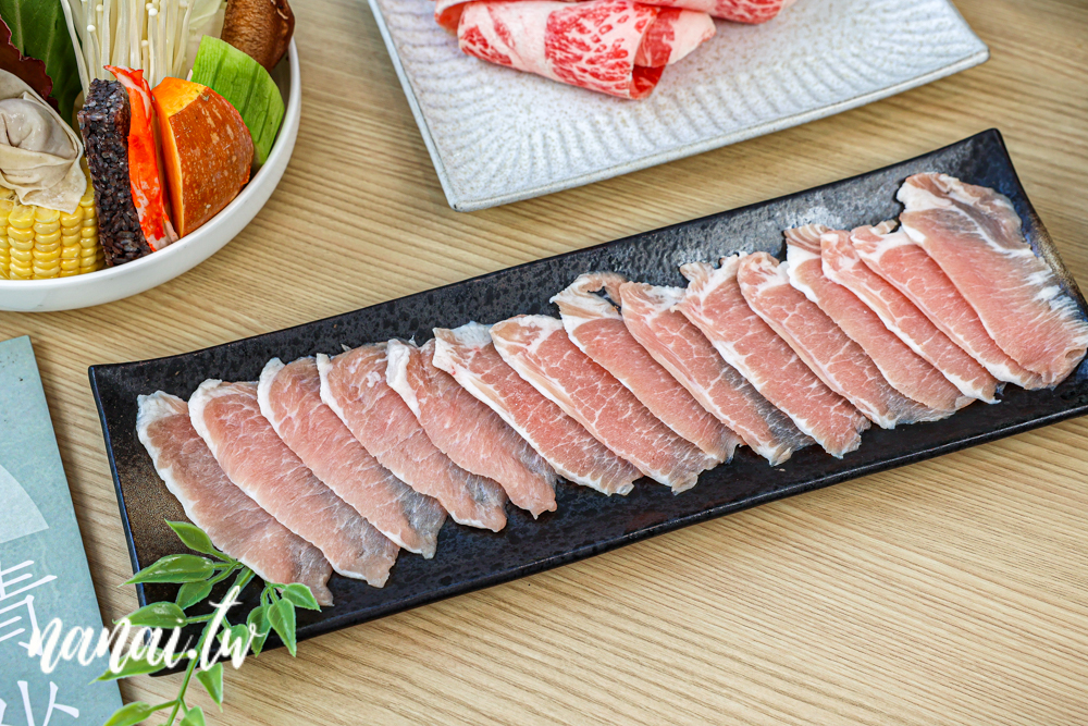 青坐請坐鍋物專科！嘉義火車站旁質感個人鍋物，飲料無限暢飲 - Nana愛旅行札記