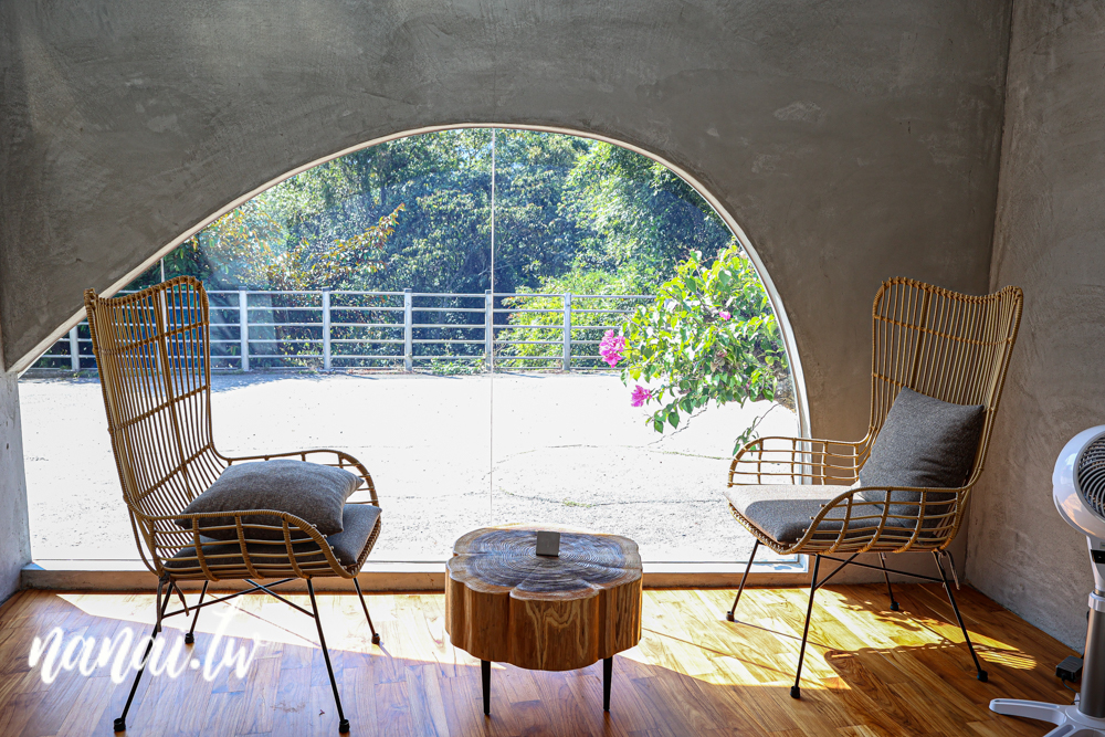南投魚池大白咖啡，隱身山中小秘境，將山景盡收眼底 - Nana愛旅行札記