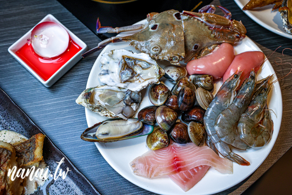 彰化員林吃到飽屯鱻火鍋，超豐富自助式百匯和火鍋 - Nana愛旅行札記