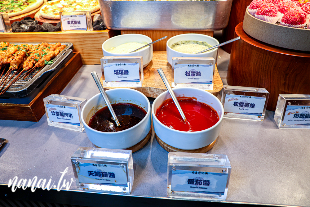 彰化員林吃到飽屯鱻火鍋，超豐富自助式百匯和火鍋 - Nana愛旅行札記