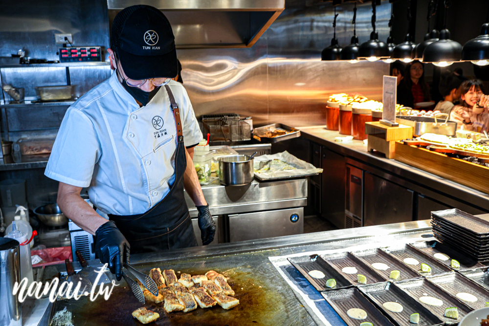 彰化員林吃到飽屯鱻火鍋，超豐富自助式百匯和火鍋 - Nana愛旅行札記