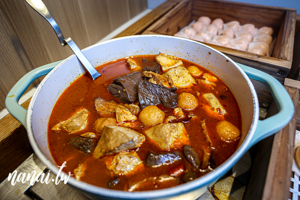 彰化員林吃到飽屯鱻火鍋，超豐富自助式百匯和火鍋 - Nana愛旅行札記