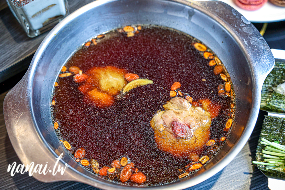 彰化員林吃到飽屯鱻火鍋，超豐富自助式百匯和火鍋 - Nana愛旅行札記