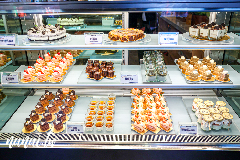 彰化員林吃到飽屯鱻火鍋，超豐富自助式百匯和火鍋 - Nana愛旅行札記