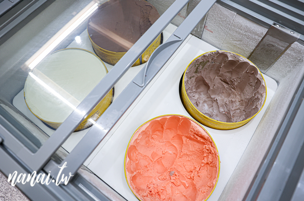 彰化市新開拉麵店！日出MAX拉麵，免費飲料、白飯、冰淇淋自助吧。濃厚雞白湯和濃厚海老湯 - Nana愛旅行札記