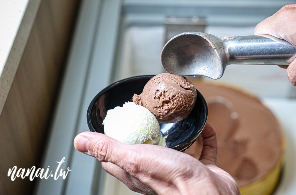 彰化市新開拉麵店！日出MAX拉麵，免費飲料、白飯、冰淇淋自助吧。濃厚雞白湯和濃厚海老湯 - Nana愛旅行札記