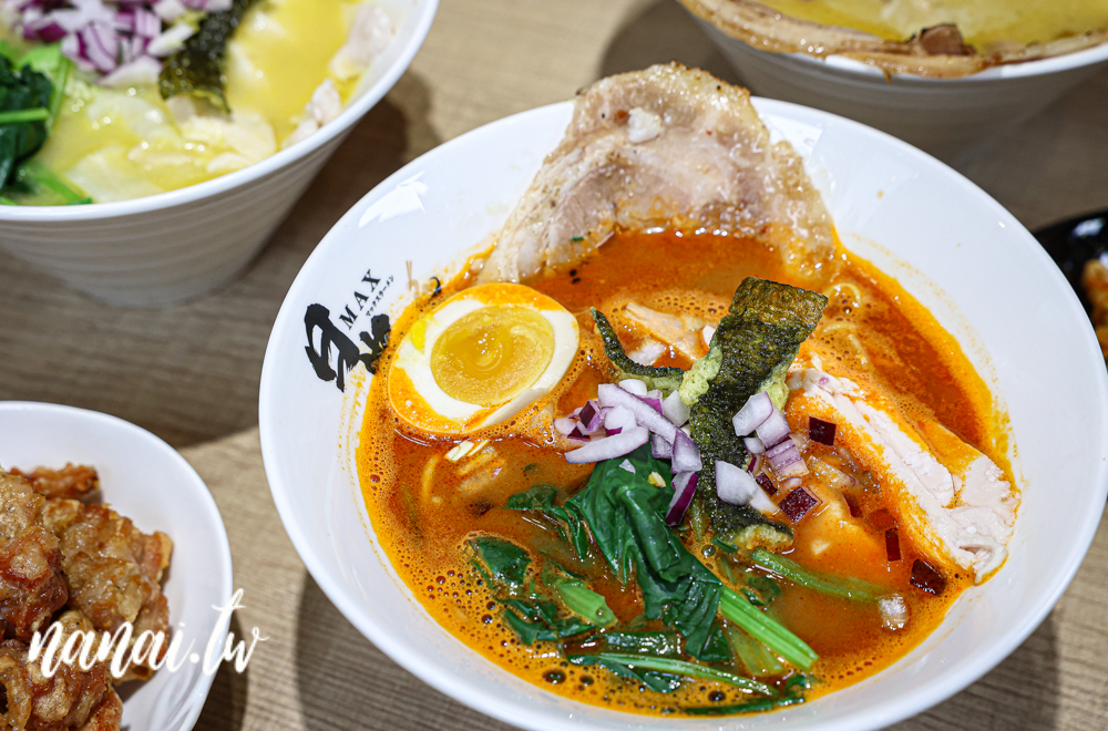 彰化市新開拉麵店！日出MAX拉麵，免費飲料、白飯、冰淇淋自助吧。濃厚雞白湯和濃厚海老湯 - Nana愛旅行札記