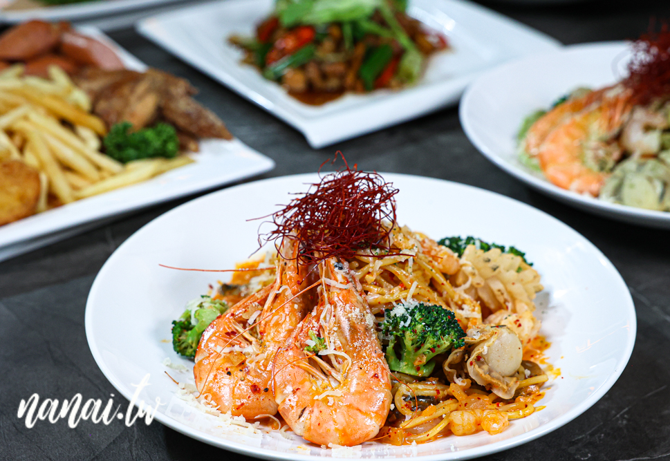 彰化羅得利餐酒館：朋友聚會必去！美食、調酒、五六Live Band和駐唱 - Nana愛旅行札記