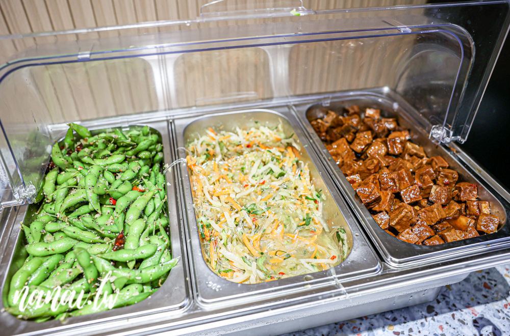 売鍋員林店！彰化員林大道新開超人氣火鍋店，野菜自助吧吃到飽 - Nana愛旅行札記