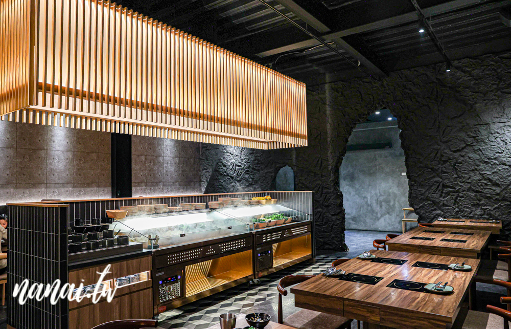 論石間鍋物員林店!必點爆炒石頭鍋,小農蔬菜自助吧 - Nana愛旅行札記 論石間鍋物員林店!必點爆炒石頭鍋,小農蔬菜自助吧 - Nana愛旅行札記