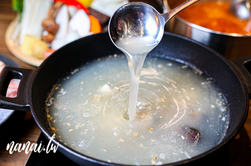 論石間鍋物員林店!必點爆炒石頭鍋,小農蔬菜自助吧 - Nana愛旅行札記 論石間鍋物員林店!必點爆炒石頭鍋,小農蔬菜自助吧 - Nana愛旅行札記