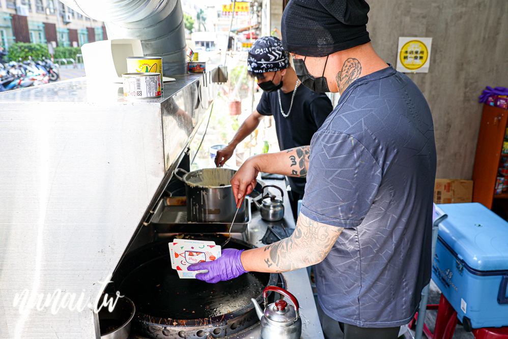 餅霸天下×粉漿脆皮蛋餅！彰師大附近現點現做脆皮粉漿蛋餅，必點霸味雙豬 - Nana愛旅行札記