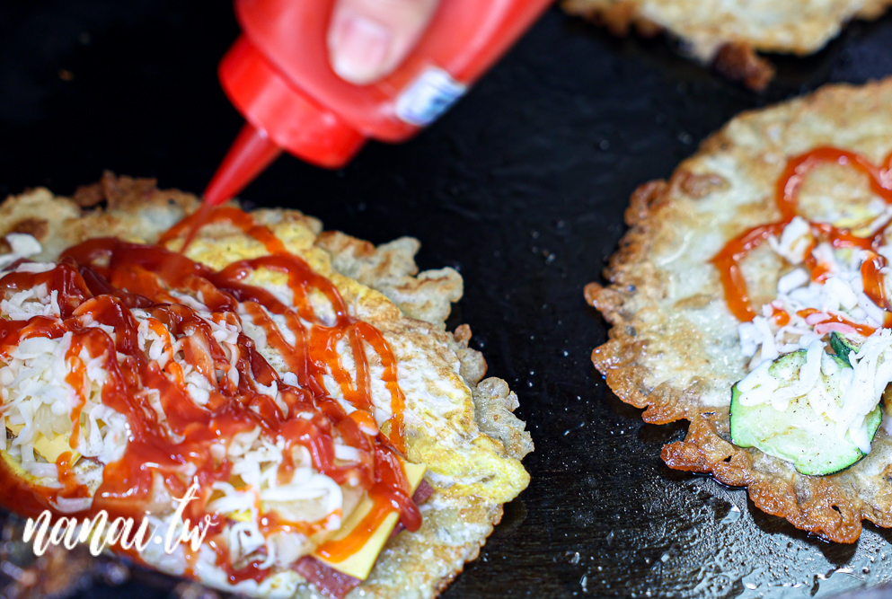 餅霸天下×粉漿脆皮蛋餅！彰師大附近現點現做脆皮粉漿蛋餅，必點霸味雙豬 - Nana愛旅行札記