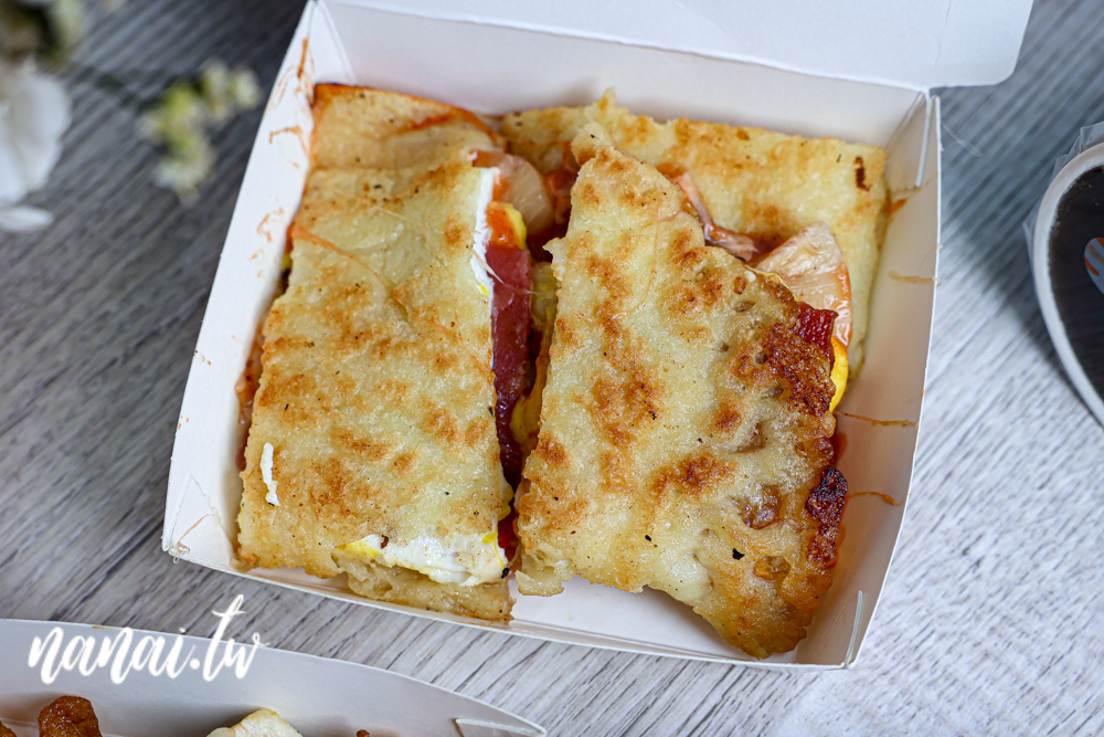 餅霸天下×粉漿脆皮蛋餅！彰師大附近現點現做脆皮粉漿蛋餅，必點霸味雙豬 - Nana愛旅行札記
