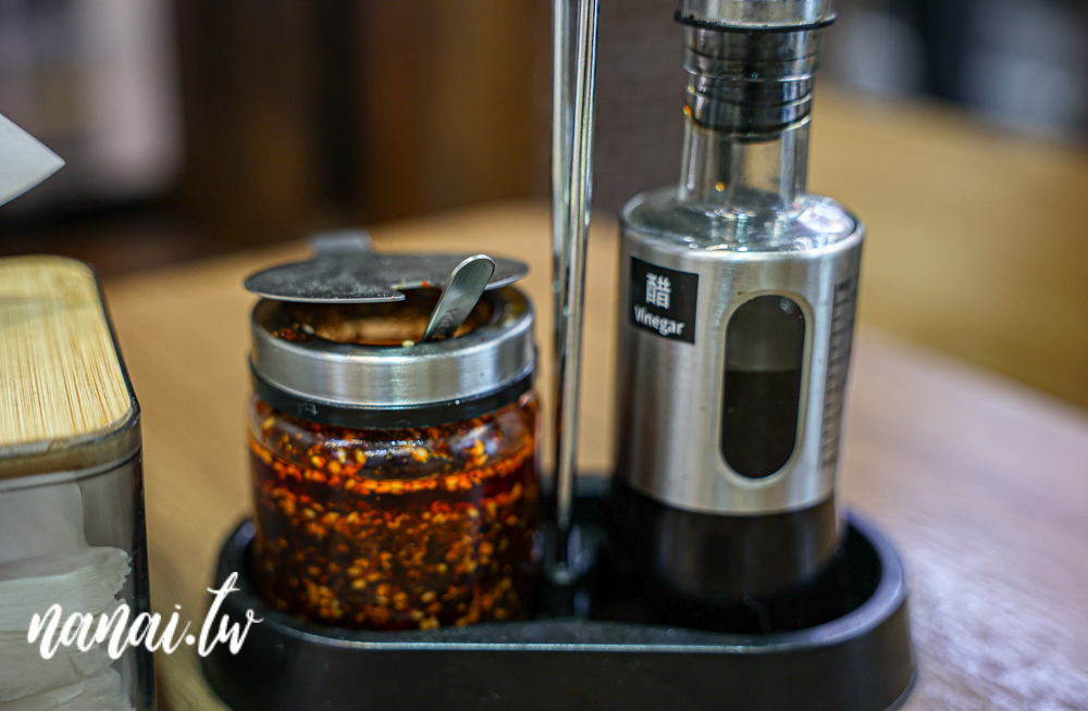 北斗卜蛋紅油抄手！必點招牌卜蛋麵，抄手大顆又飽滿，吃過都說讚！ - Nana愛旅行札記