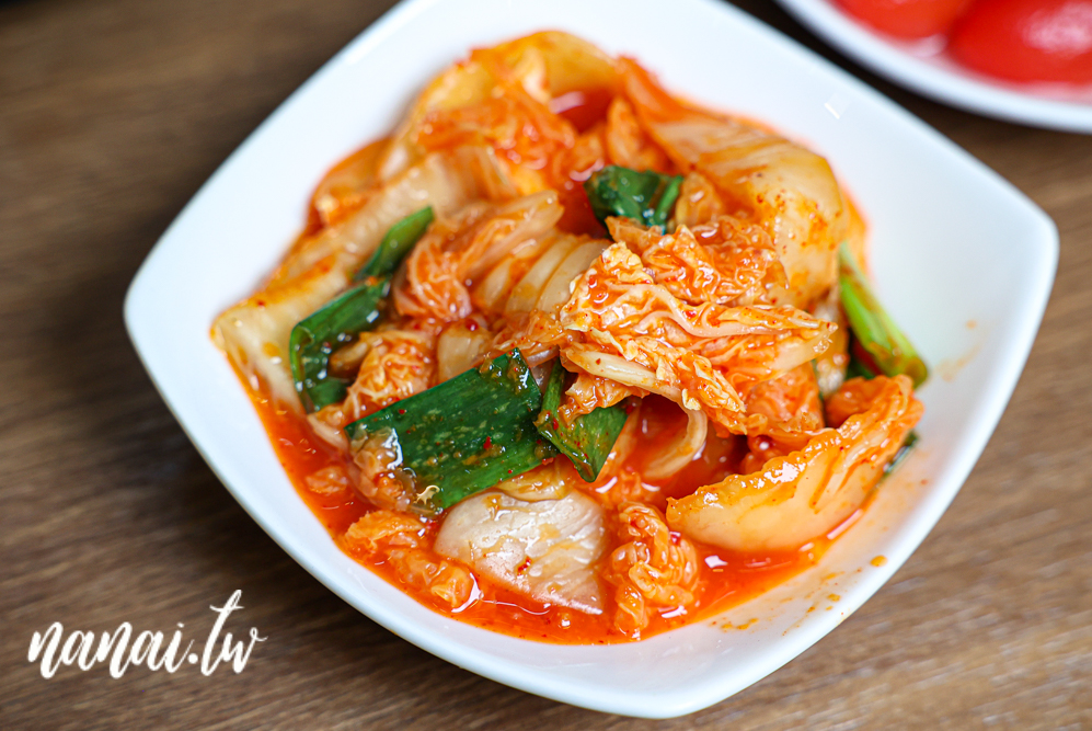 北斗卜蛋紅油抄手！必點招牌卜蛋麵，抄手大顆又飽滿，吃過都說讚！ - Nana愛旅行札記